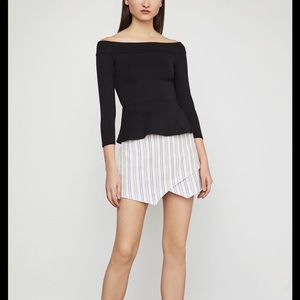💄NEW ! BCBG MAXAZRIA off the shoulder peplum top